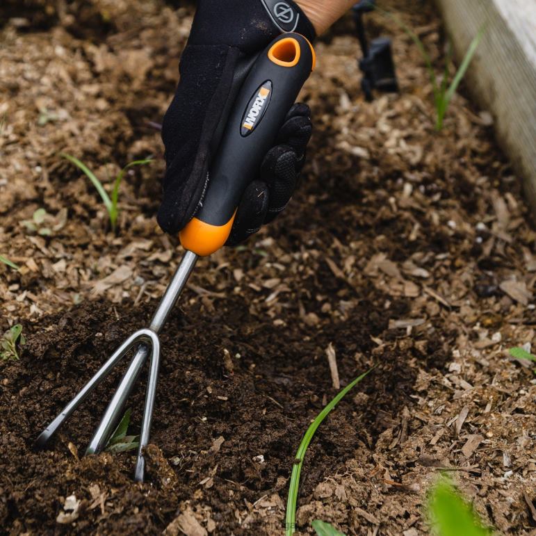 ferramentas de jardim Cultivador manual de jardim de 3 dentes WORX 66DHN50